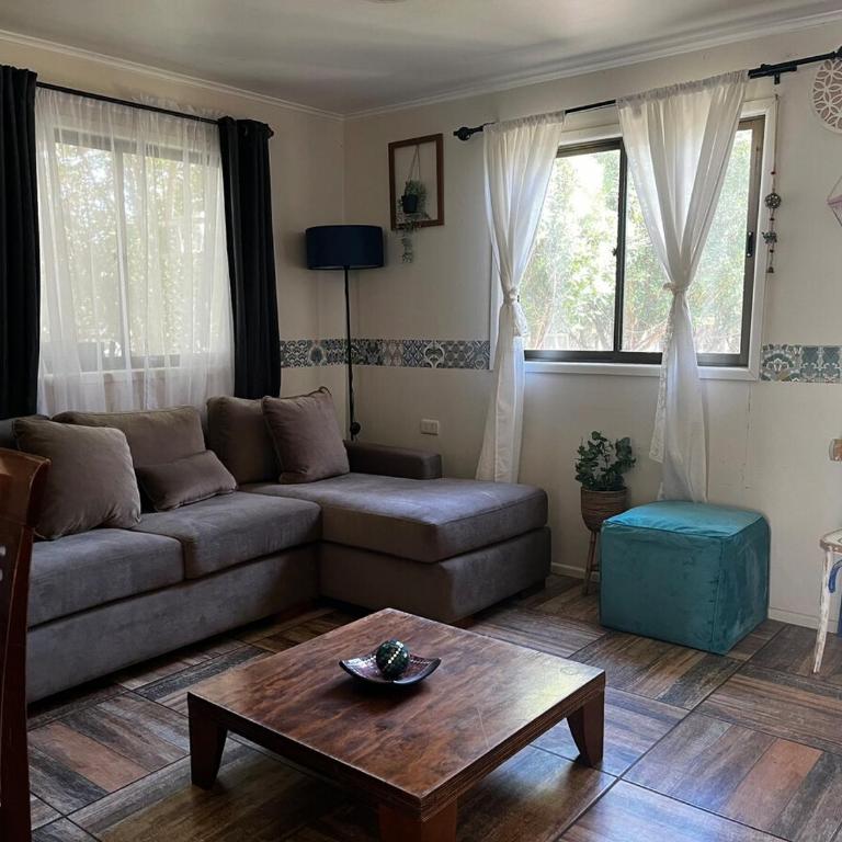 Mels House Batuco - Three-Bedroom House - 39