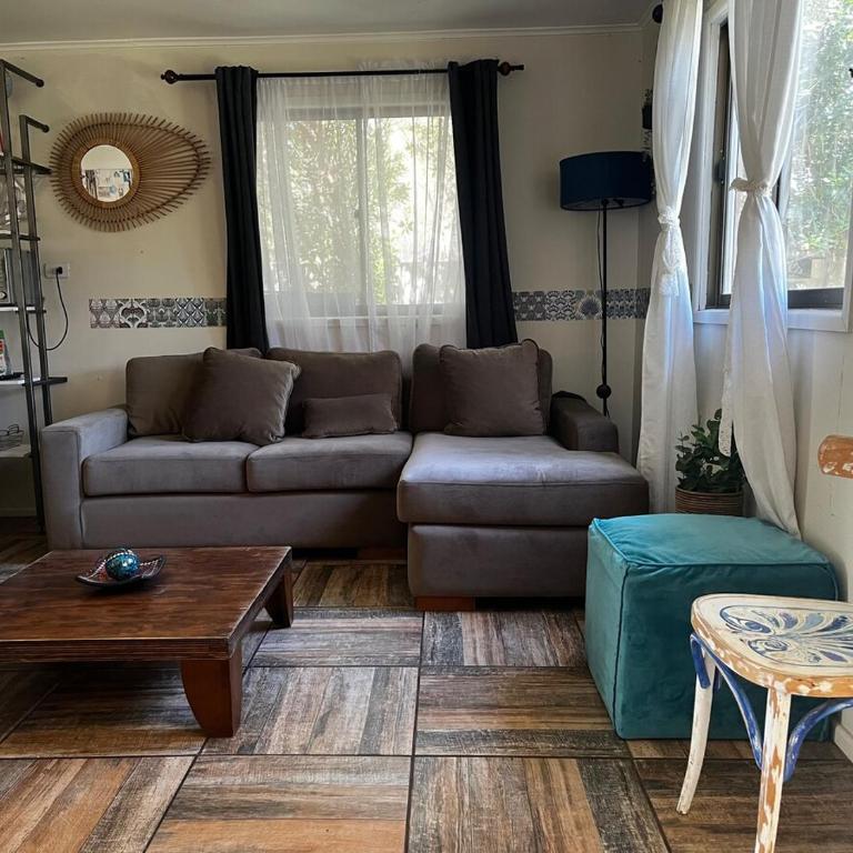 Mels House Batuco - Three-Bedroom House - 42