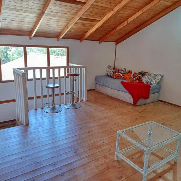 Casa Olmué - Four-Bedroom House - 39