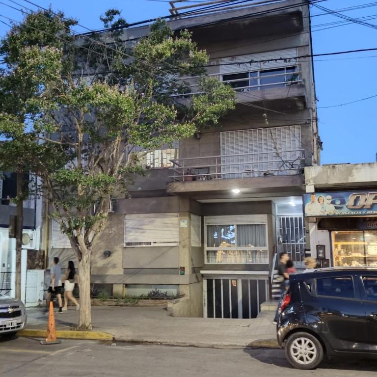 lisandro - Three-Bedroom Apartment - 3