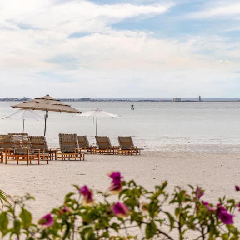 Oceanfront Villa Nautilus with Beach Club Access - Villa - 31