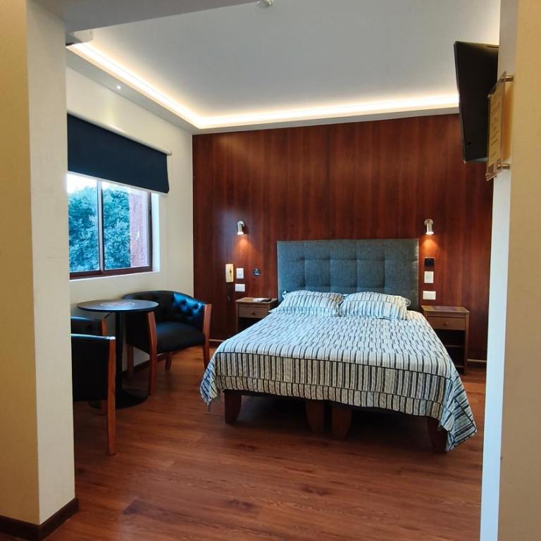 HOTEL Y MOTEL SAVOY - Santiago - Double Room with Two Double Beds - 1