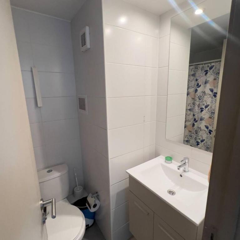 CentralApartaments - One-Bedroom Apartment - 7