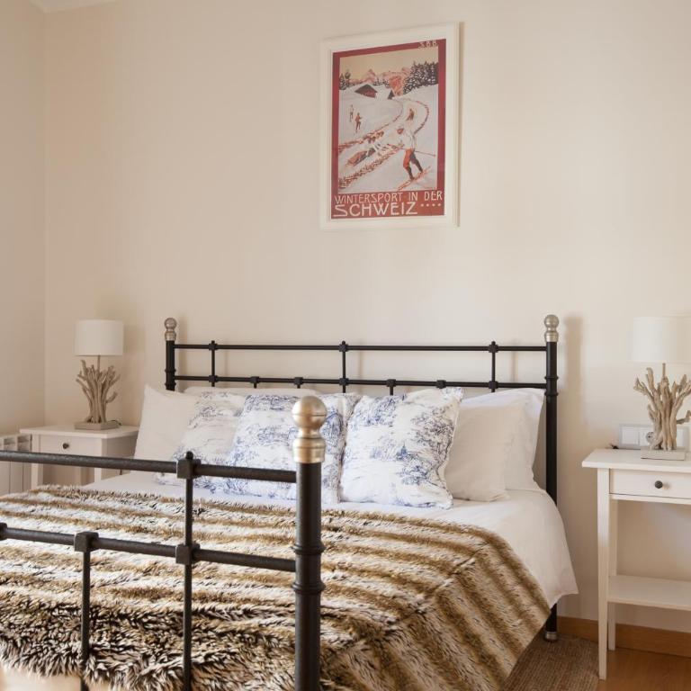 Tarter Mountain Suites - Appartamento Superior con 2 Camere da Letto e Camino (7 Persone) - 5 Minuti a Piedi dal Comprensorio Sciistico - 5