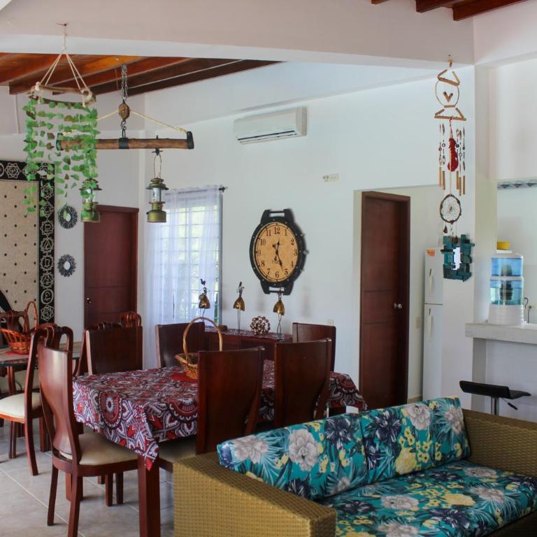 Casa Merak Villa de Lujo con Piscina Infinita y Vista 360 Desconexión Total Oiba Santander - Villa con piscina privada - 14