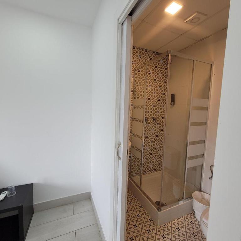 AYZ Silvela - Auto check-in property - Habitación Doble - 25