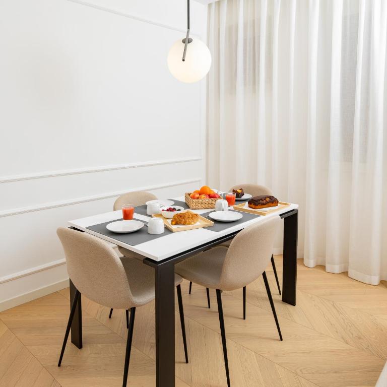 Mamma Mia Holidays - Dimore Maggiori - Appartamento con 2 camere da Letto - 2 bagni - 40