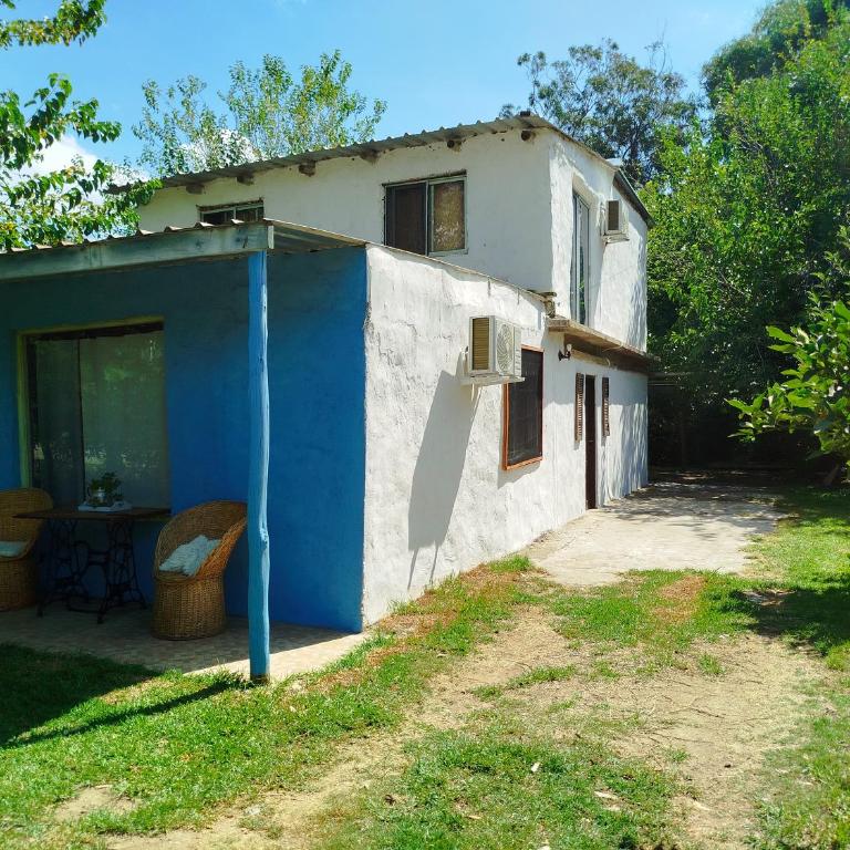 La Pasiflora - Three-Bedroom House - 3