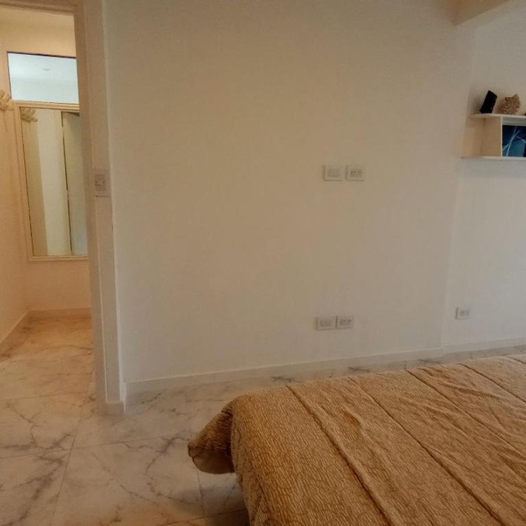 strobel - One-Bedroom House - 4