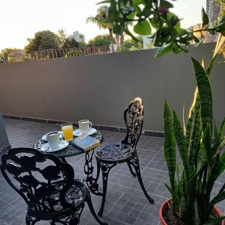 Confort urbano - Departamento con cochera - Apartamento de 2 dormitorios con balcón - 4