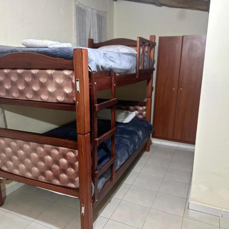 Hostal Casa Cotopaxi - 6-Bed Mixed Dormitory Room - 3