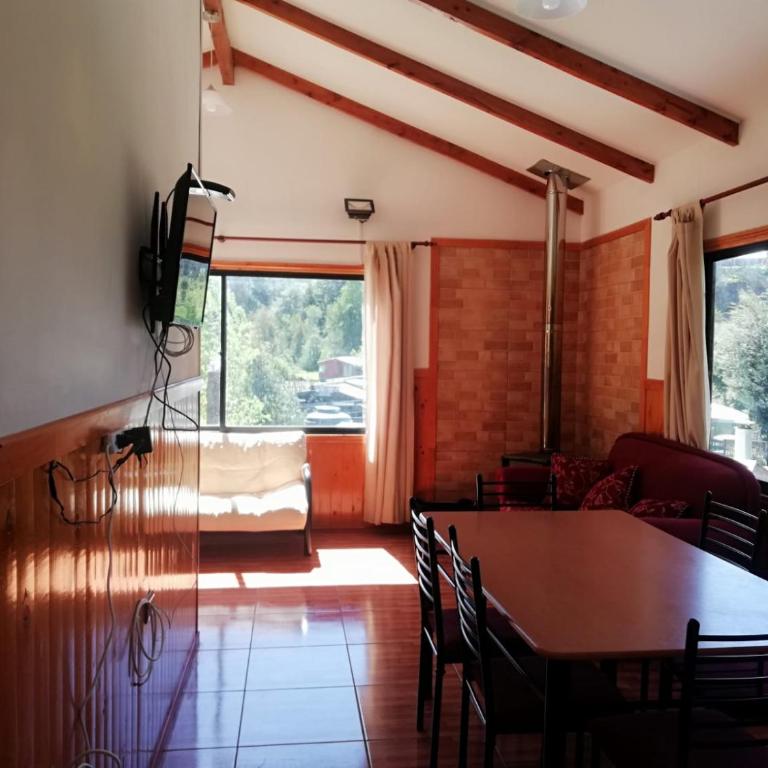 Cabañas Sendero del Lago - Three-Bedroom House - 7
