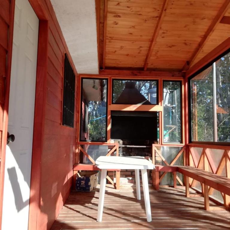 Cabañas Sendero del Lago - Three-Bedroom House - 11