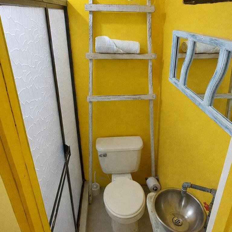 QuillaHost Guesthouse - Habitación Individual Económica - 7