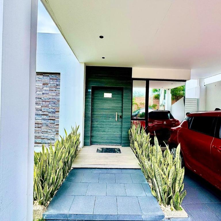 Casa Kily - Three-Bedroom House - 6