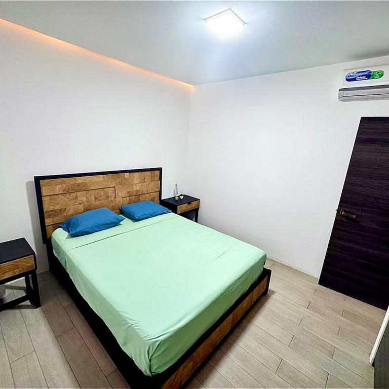 Casa Kily - Three-Bedroom House - 42