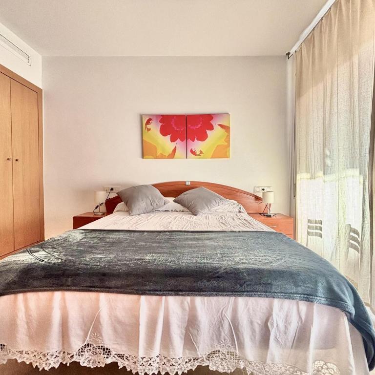 Apartamento en Roses con Terraza Privada y Parking - ES-258-185 - Apartamento - 11