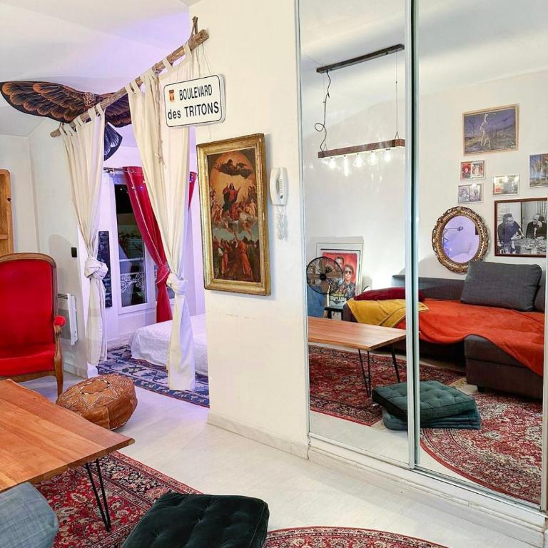 Charming apartment - Two-Bedroom Apartment - 5