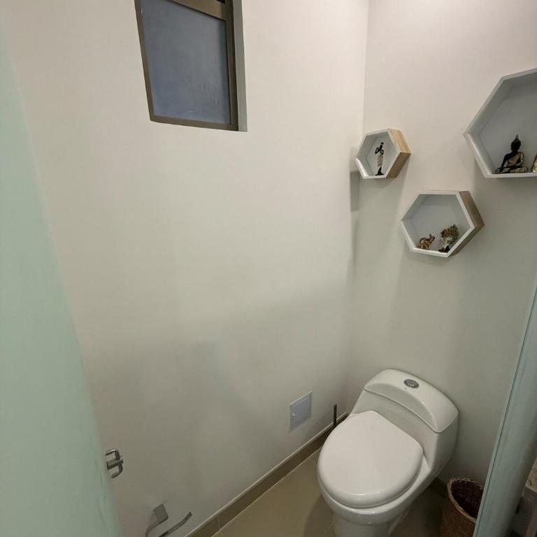 Experience the sea breeze, comfort and style just a click away - One-Bedroom Apartment - 11