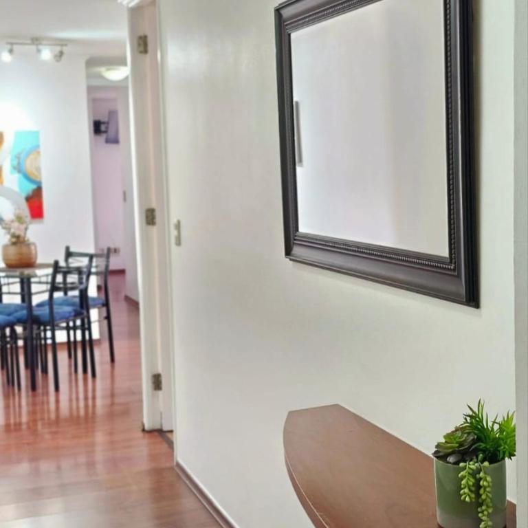 AVILA apart bulnes la moneda - Family Room with Terrace - 5