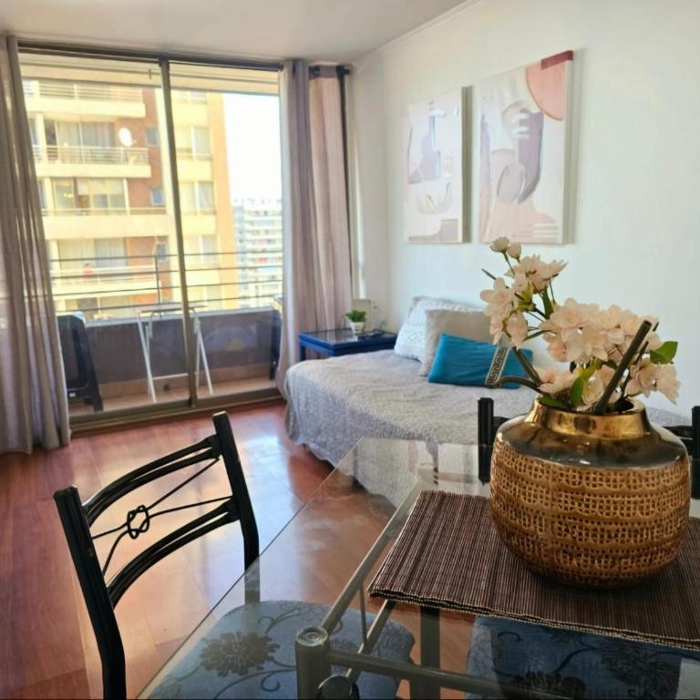 AVILA apart bulnes la moneda - Family Room with Terrace - 6