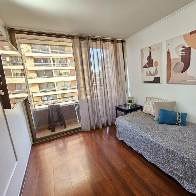AVILA apart bulnes la moneda - Family Room with Terrace - 10