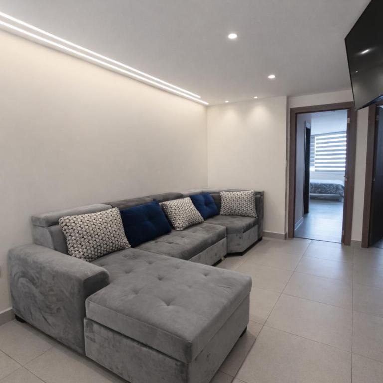 Toledo Plaza Quito Apartamento - Two-Bedroom Apartment - 4
