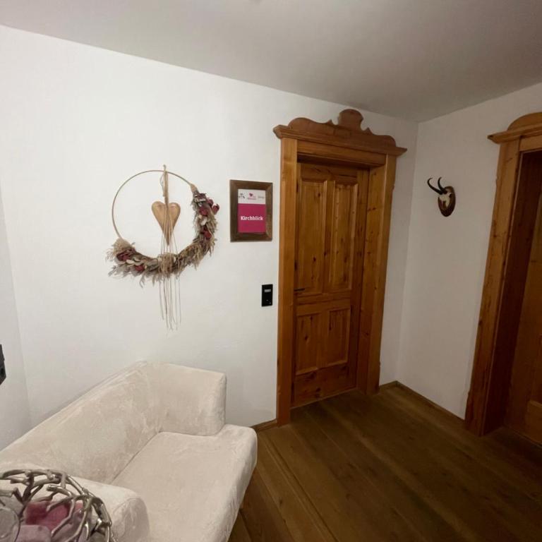 Appartements Lehenhof - Dreibettzimmer mit Bergblick - 28