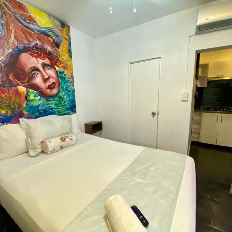 Suites Casa Pajaritos Mezquitán - Habitación Doble Estándar con ventilador - 1