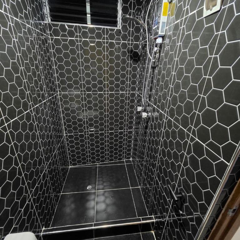 Brand New Modern and Spacious 3-Bedroom Apartment - Apartamento de 3 dormitorios - 10