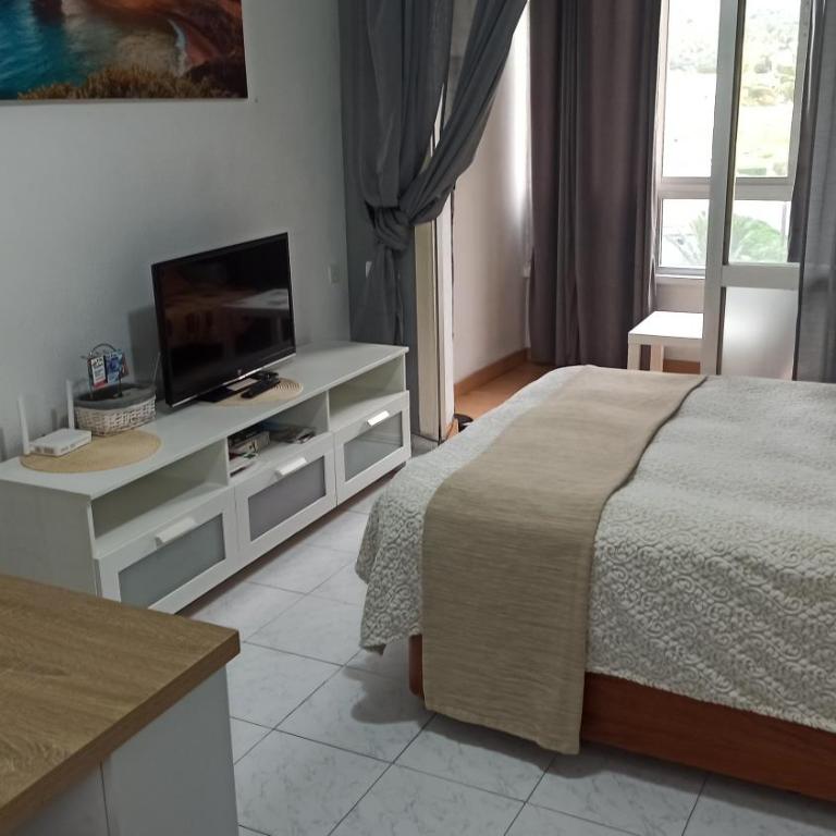 Apartamento MarMontaña parking privado gratis, wifi - One-Bedroom Apartment - 16