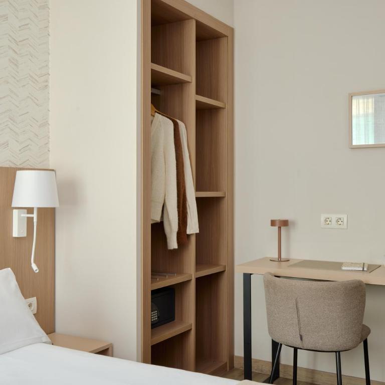 Hostal Centric - Double Room - 10