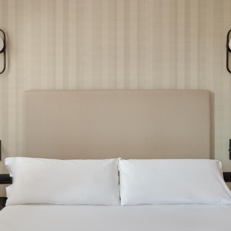 Hostal Centric - Double Room - 11