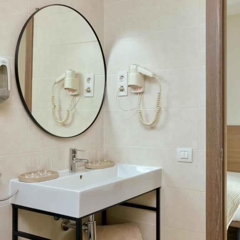 Hostal Centric - Quadruple Room - 4