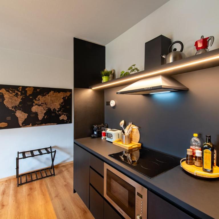 House 74 - Reserved Parking - One-Bedroom Apartment - 4