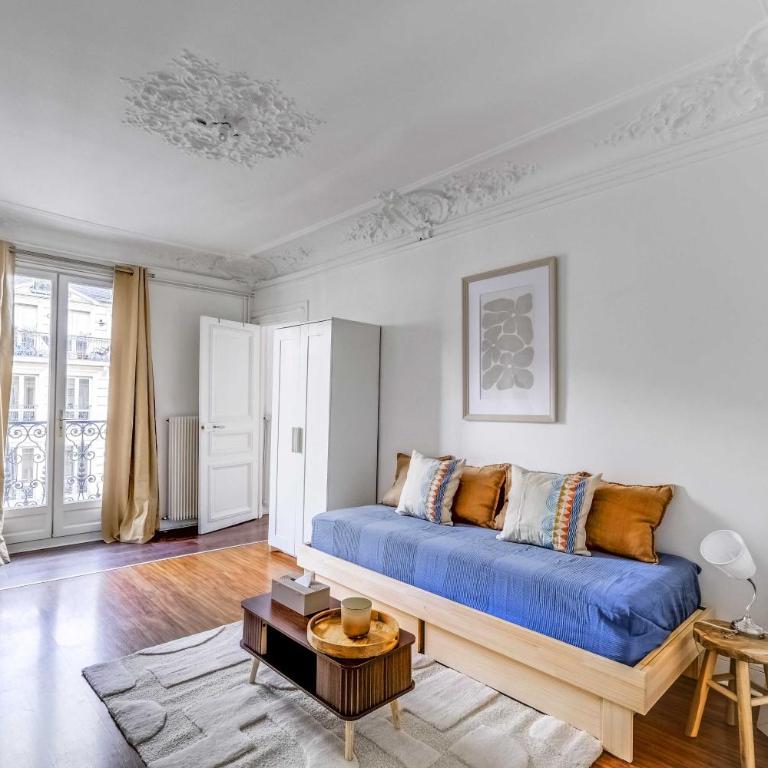 Haussmannian apt - 2BDR-6P near Marais-sentier - Apartment - 7