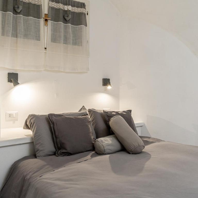 VACANZE VICINO ALLE PISTE - Vicino a Parcheggio e Centro Benessere - Parco Naturale Adamello Brenta - WI-FI & Netflix - Appartamento con 2 Camere da Letto - 4