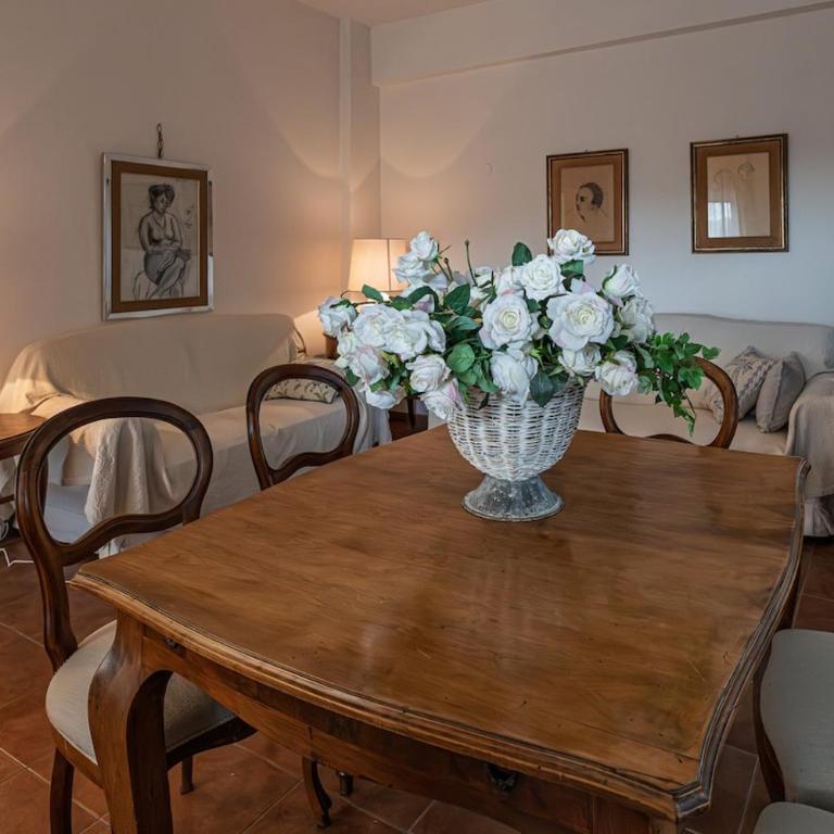 120 sqm Elegance in Rome with Private Parking - Appartamento con 2 Camere da Letto e Balcone - 12