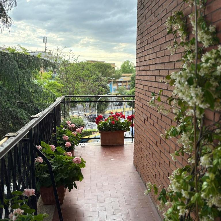 120 sqm Elegance in Rome with Private Parking - Appartamento con 2 Camere da Letto e Balcone - 35