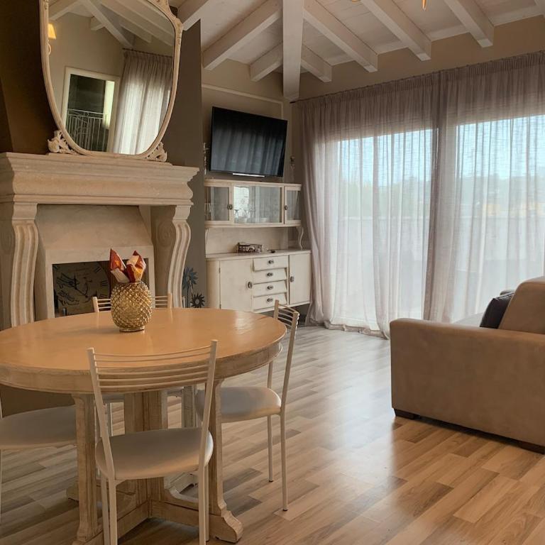 Penthouse Apartment Desenzano - Appartamento con 1 Camera da Letto - 1