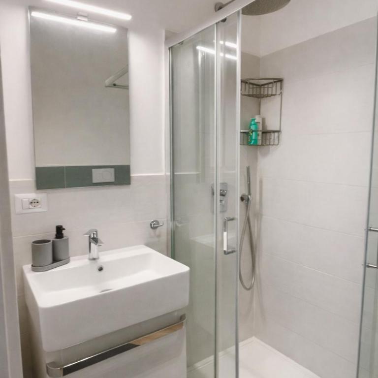 Dream House Rome - Appartamento con 2 Camere da Letto - 21