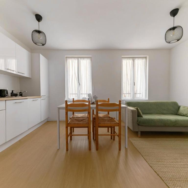 Le Dacher - Appartement calme et lumineux en centre ville - Appartamento con 2 Camere da Letto - 16