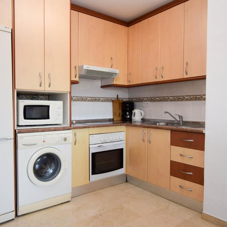 Apartment with mountain views close to Fuengirola Beach and castle - Apartamento con vistas a las montañas - 7