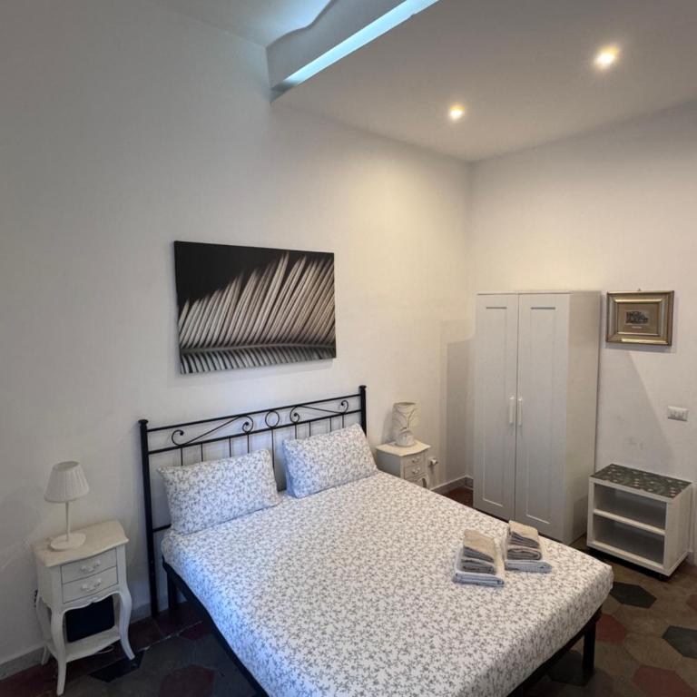 Appartamento a Roma vicino Metro Vittorio Emanuele - Appartamento Standard con 2 Camere da Letto - 1