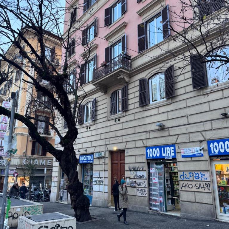 Appartamento a Roma vicino Metro Vittorio Emanuele - Appartamento Standard con 2 Camere da Letto - 12