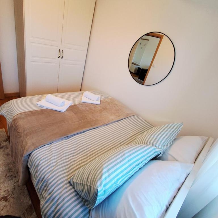 Luxury Apartment-Aurora 33 Free Parking City Center - One-Bedroom Apartment - 21