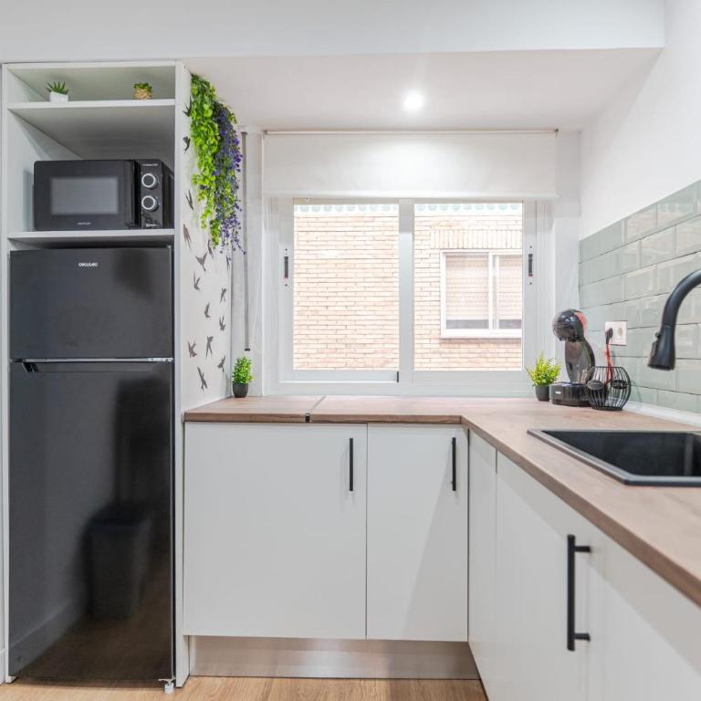 Apartamento Gran Vía Nazarí, By DaiMar - Two-Bedroom Apartment - 12