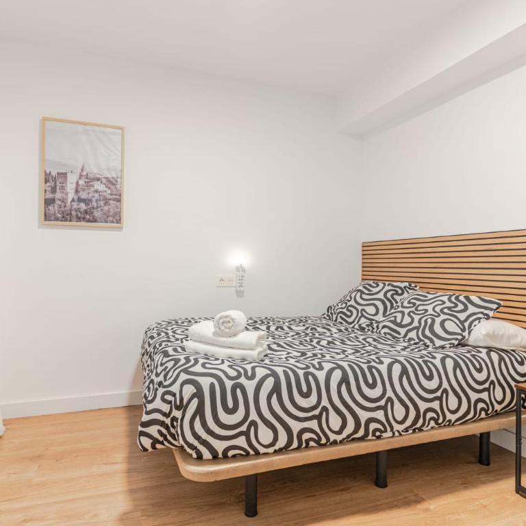 Apartamento Gran Vía Nazarí, By DaiMar - Two-Bedroom Apartment - 35