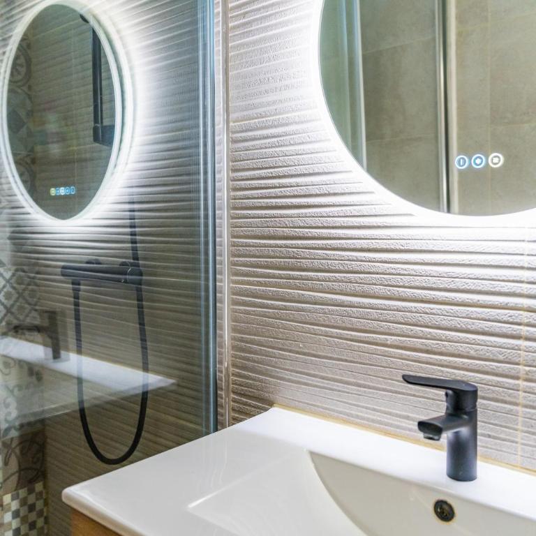 Parenthèse Toulousaine Guyou T4 spacieux et wifi - Apartment mit 3 Schlafzimmern - 24