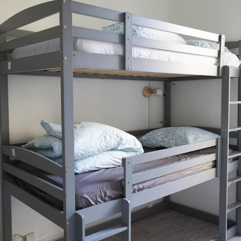 Alpazur - Bunk Bed in Female Dormitory Room - 16